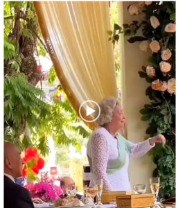 សូមក្រាបថ្វាយព្រះសព្ទសាធុការពរ ក្សត្រទាំងទ្វេ មានព្រះជន្មាយុយឺនយូរ🙏🏻❤️