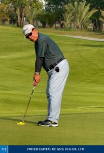 កម្រងរូបភាព សម្តេចតេជោ ហ៊ុន សែន អញ្ជើញវាយកូនហ្គោល កីឡាពេលព្រឹកដើម្បីសុខភាពនៅទីលានវាយកូនហ្គោល ឈុន អូន នៅព្រឹកថ្ងៃទី១១ ឧសភា ២០២៥។   សូមបងប្អូនជនរួមជាតិហាត់ប្រាណឲ្យបានខ្ជាប់ខ្ជួនដើម្បីសុខភាពល្អប្រសើរទាំងអស់គ្នា។