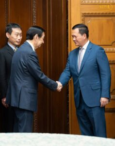 សម្ដេចបវរធិបតី ហ៊ុន ម៉ាណែត នាយករដ្ឋមន្ត្រីនៃព្រះរាជាណាចក្រកម្ពុជា