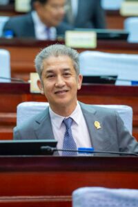 គណបក្សរាជានិយមហ៊្វុនស៊ិនប៉ិច