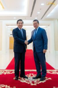 សម្ដេចបវរធិបតី ហ៊ុន ម៉ាណែត នាយករដ្ឋមន្រ្ដីនៃព្រះរាជាណាចក្រកម្ពុជា អញ្ជើញជួបជាមួយ ឯកឧត្តម ណាហ្គាស៊ីម៉ា អាគិហិសា (NAGASHIMA Akihisa) ទីប្រឹក្សាពិសេសនាយករដ្ឋមន្ត្រី និងជាសមាជិករដ្ឋសភាជប៉ុន ក្នុងជំនួបសម្តែងការគួរសម និងពិភាក្សាការងារ នៅវិមានសន្តិភាព